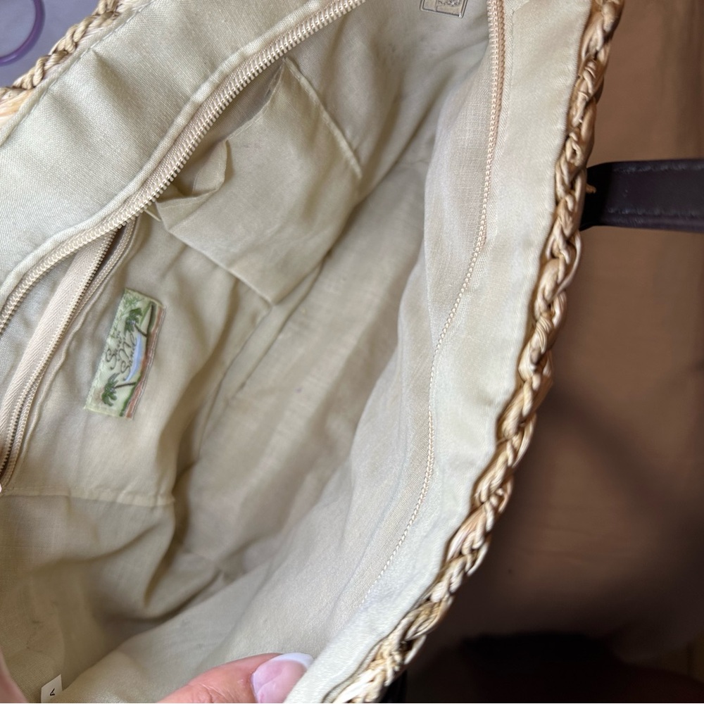 Chic Tan Woven Shoulder Bag with Brown Straps - Picture 7 of 8